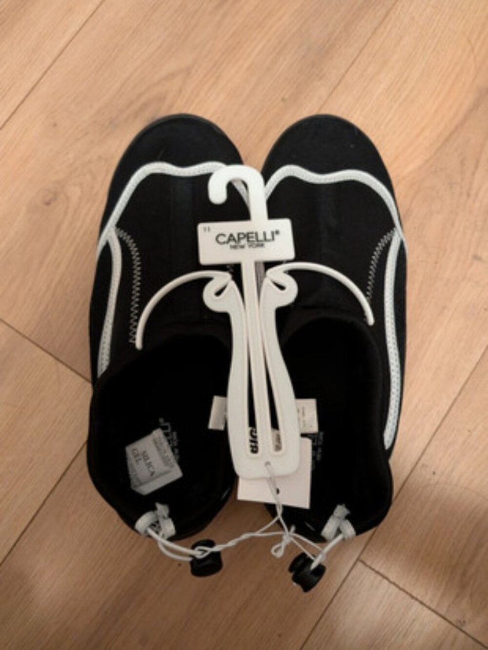 Capelli NY aqua shoes - size 11